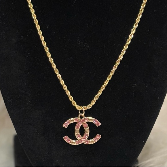 Chanel Stamped Zipper pull on unbranded 26” rope chain - Picture 1 of 4